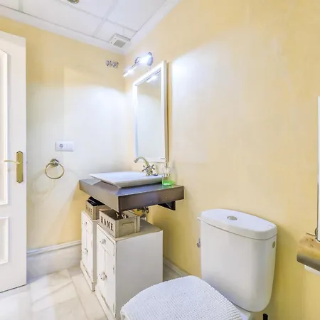 아파트 Duplex La Almazara En El Centro Historico De *