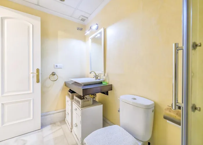 Апартаменти Duplex La Almazara En El Centro Historico De *